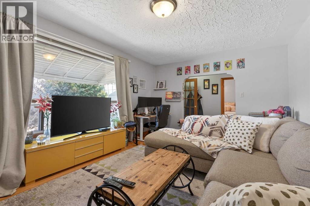 3518 1 Street Nw, Calgary, Alberta  T2K 0W6 - Photo 6 - A2290297