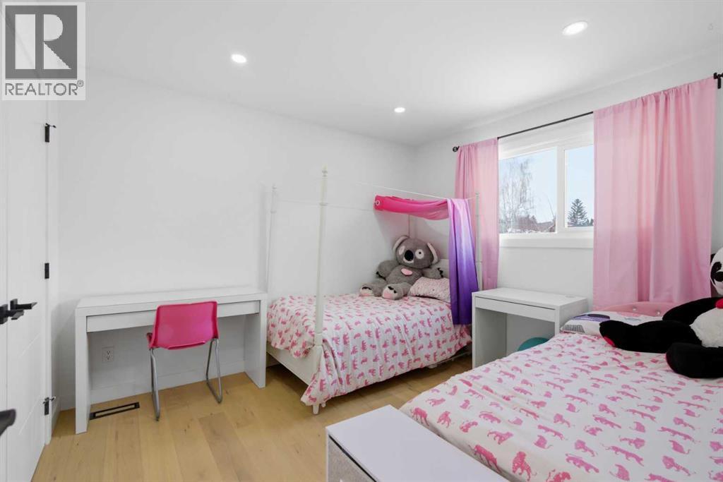 428 Queen Anne Way Se, Calgary, Alberta  T2J 4R9 - Photo 27 - A2291229