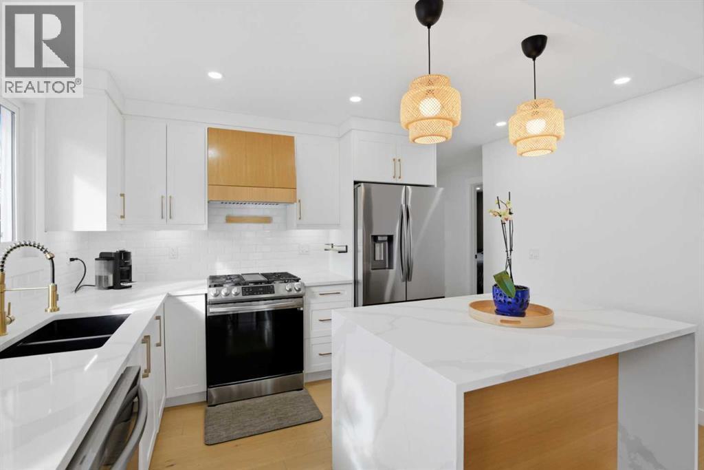 428 Queen Anne Way Se, Calgary, Alberta  T2J 4R9 - Photo 17 - A2291229