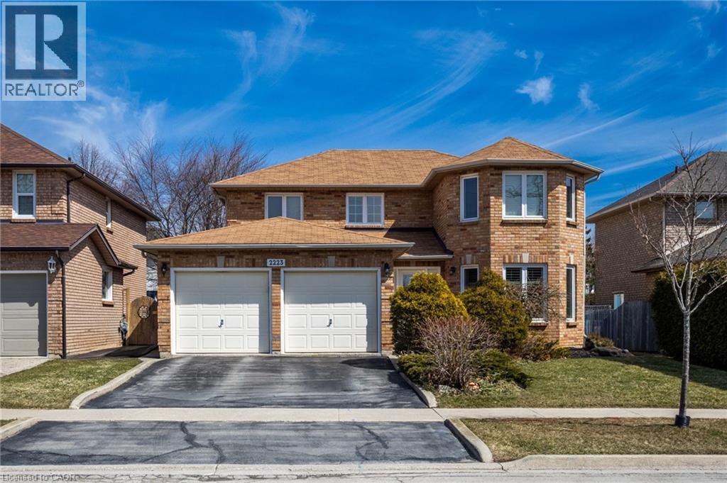 2223 HEADON Road, Burlington, Ontario