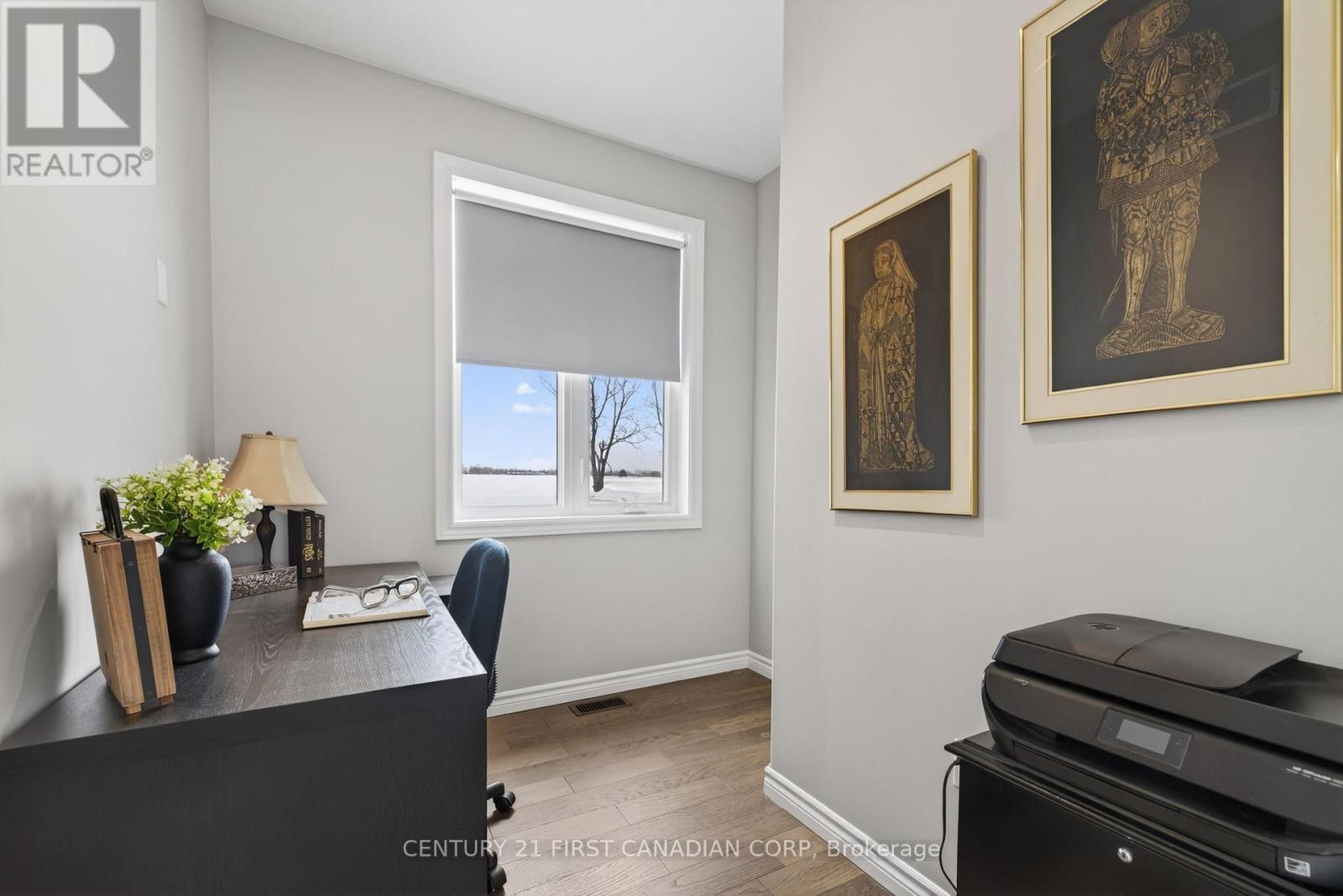 9128 Indian Hills Trail W, Lambton Shores, Ontario  N0N 1J2 - Photo 23 - X12929226