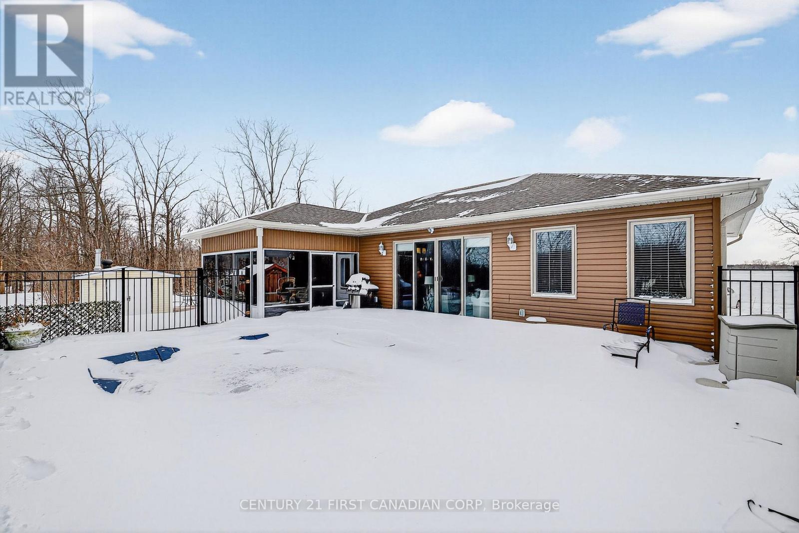 9128 Indian Hills Trail W, Lambton Shores, Ontario  N0N 1J2 - Photo 34 - X12929226