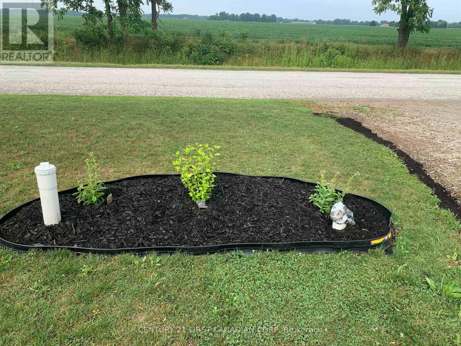 9128 Indian Hills Trail W, Lambton Shores, Ontario  N0N 1J2 - Photo 49 - X12929226