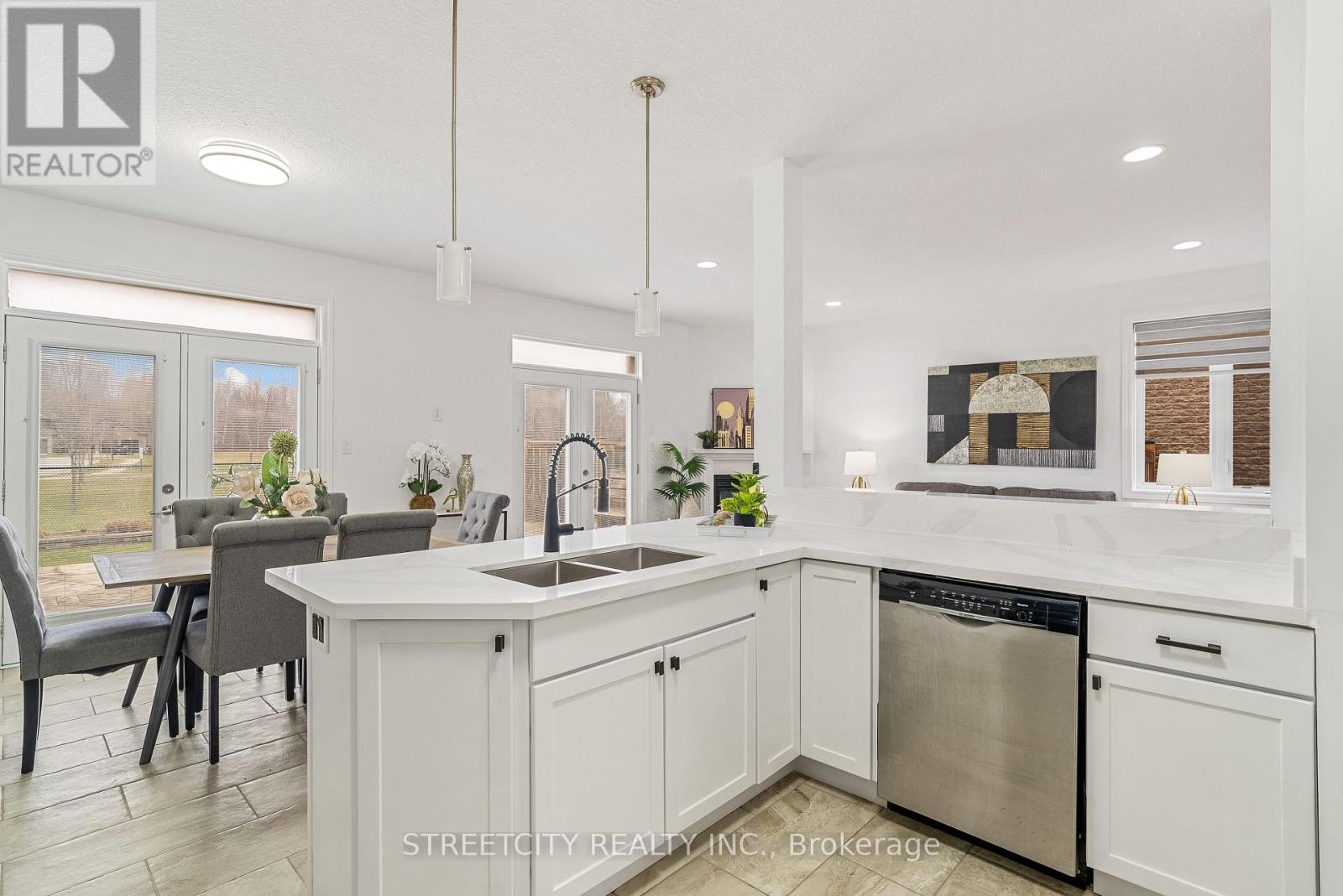 1126 North Wenige Drive, London North, Ontario  N5X 4K5 - Photo 14 - X12929270