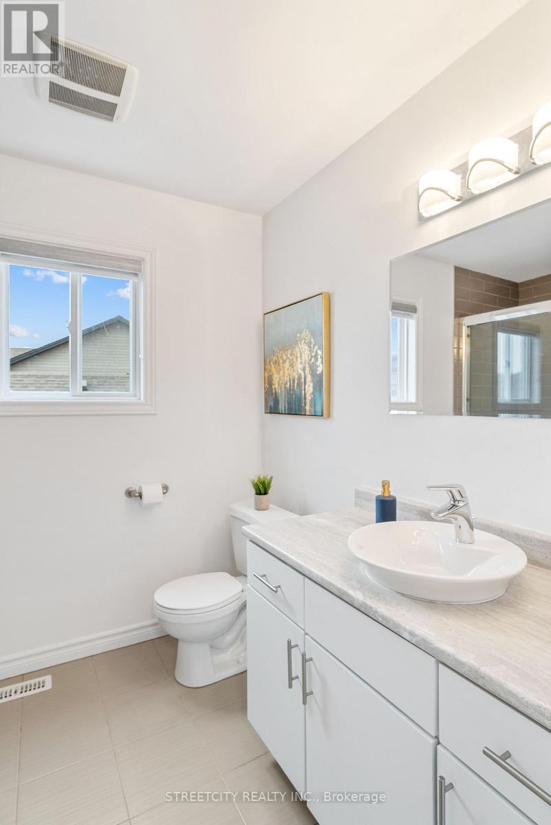 1126 North Wenige Drive, London North, Ontario  N5X 4K5 - Photo 33 - X12929270