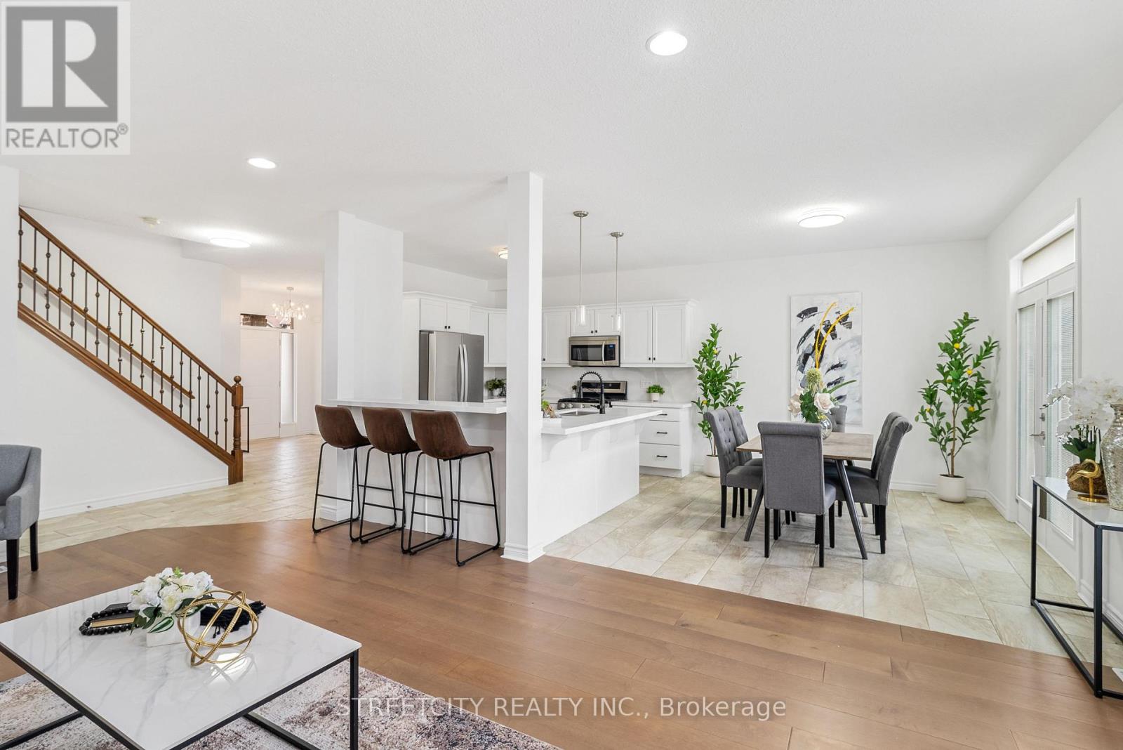 1126 North Wenige Drive, London North, Ontario  N5X 4K5 - Photo 8 - X12929270