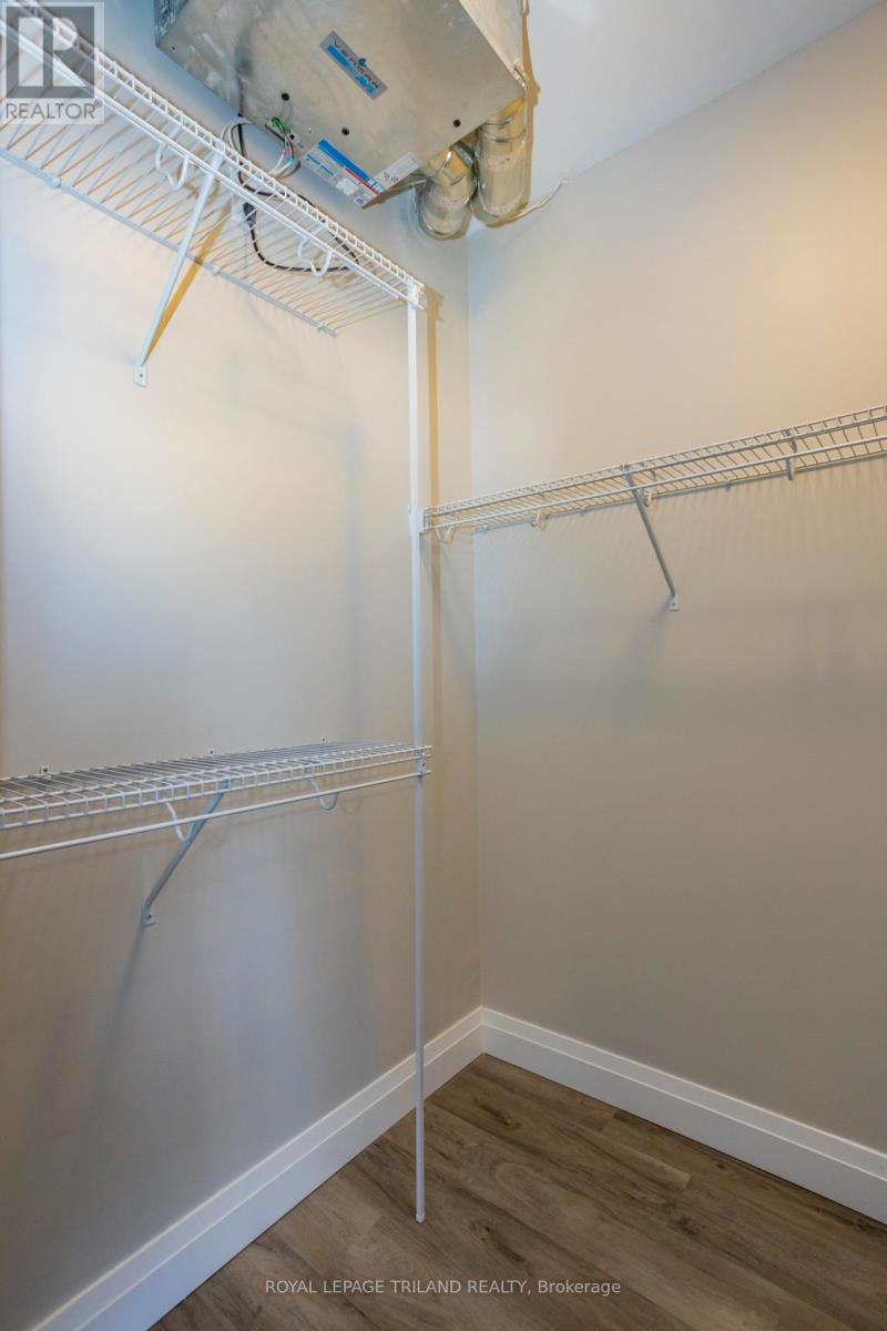 101 - 555 Teeple Terrace, London South, Ontario  N6K 0L6 - Photo 15 - X12929304