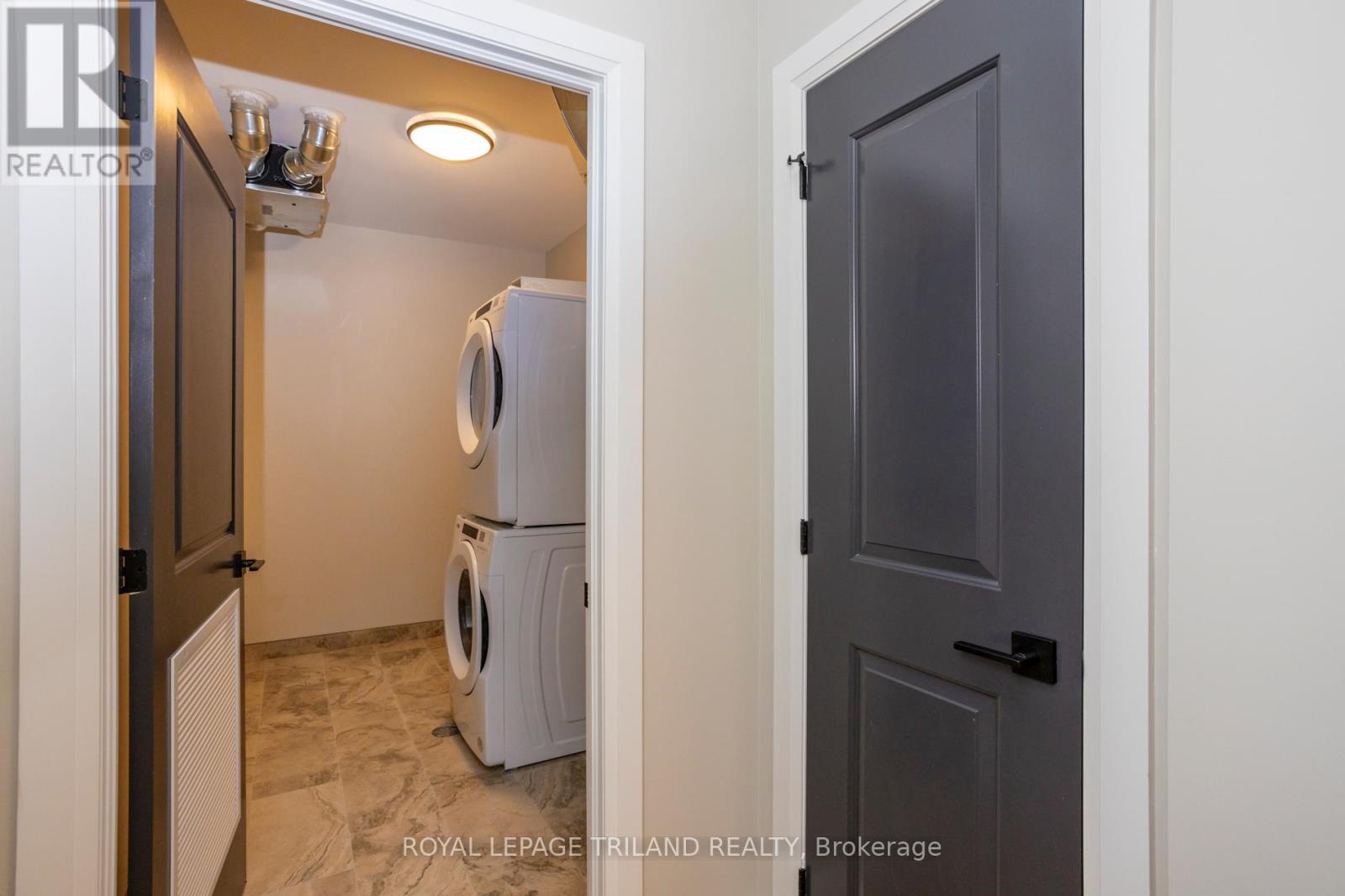 405 - 555 Teeple Terrace, London South, Ontario  N6K 0L6 - Photo 4 - X12929420