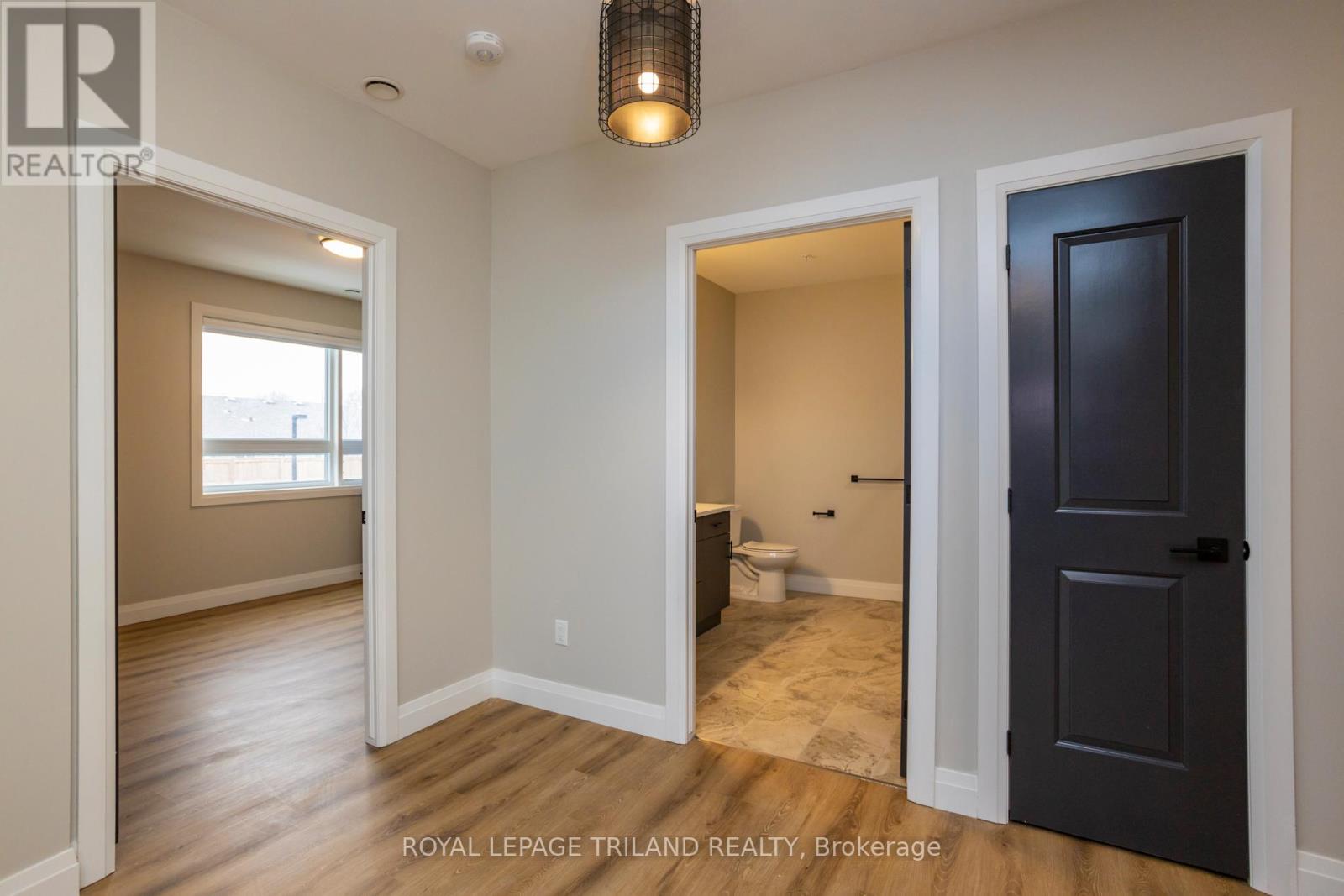 405 - 555 Teeple Terrace, London South, Ontario  N6K 0L6 - Photo 7 - X12929420