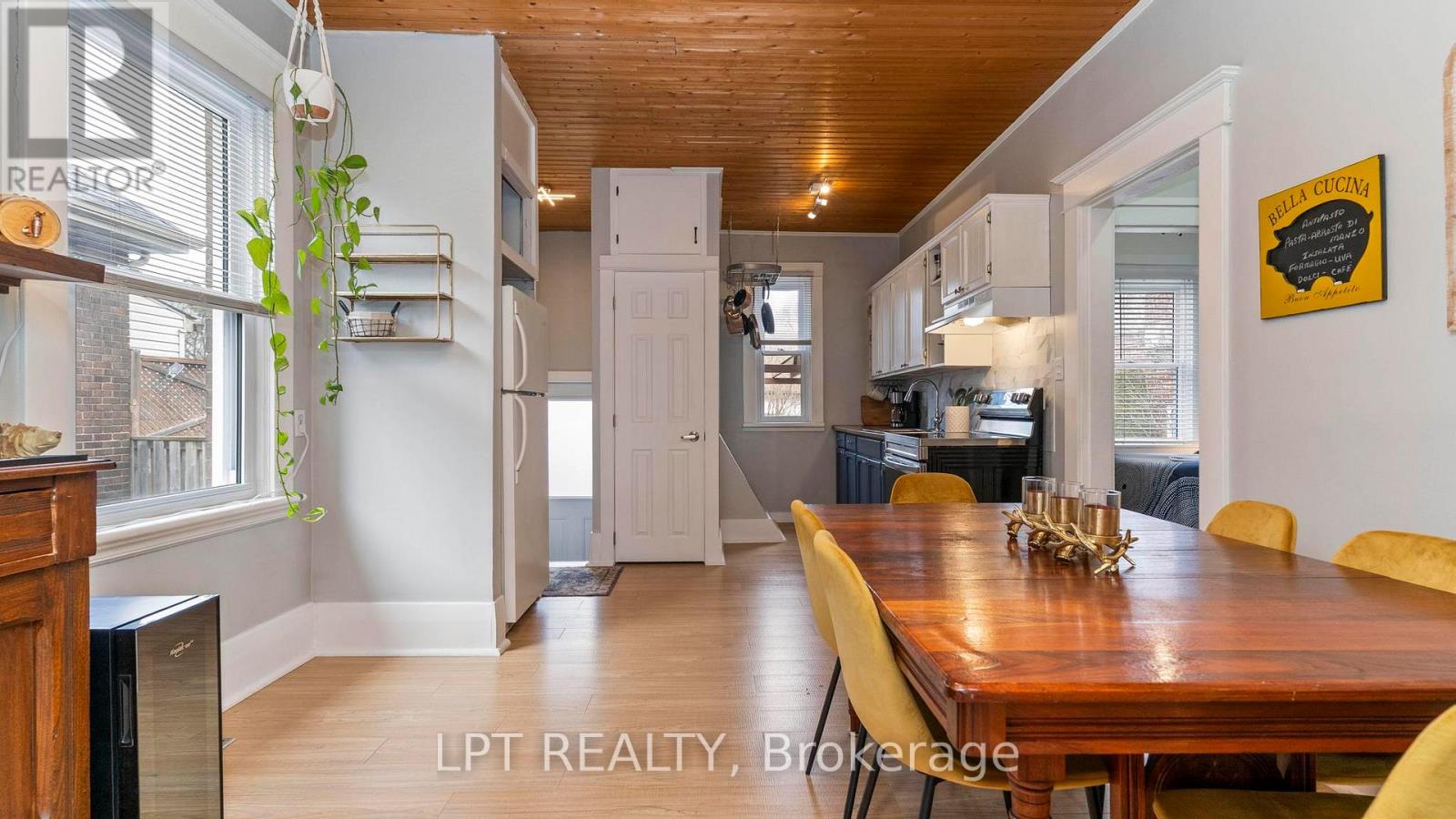 1084 Trafalgar Street, London East, Ontario  N5Z 1G7 - Photo 12 - X12929438