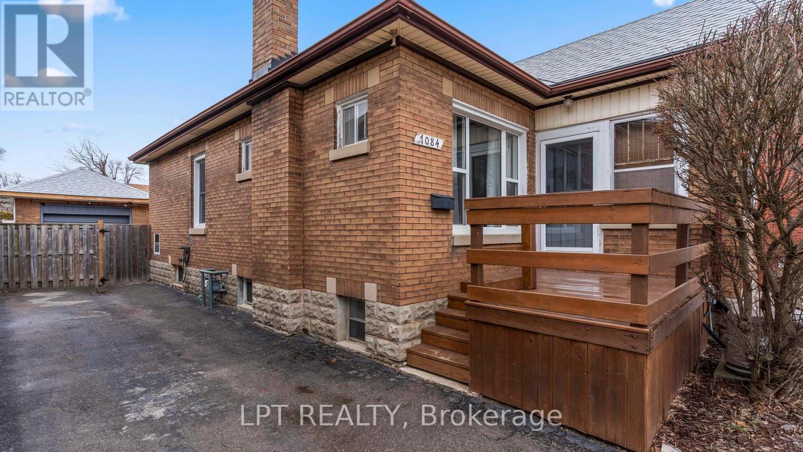 1084 Trafalgar Street, London East, Ontario  N5Z 1G7 - Photo 3 - X12929438