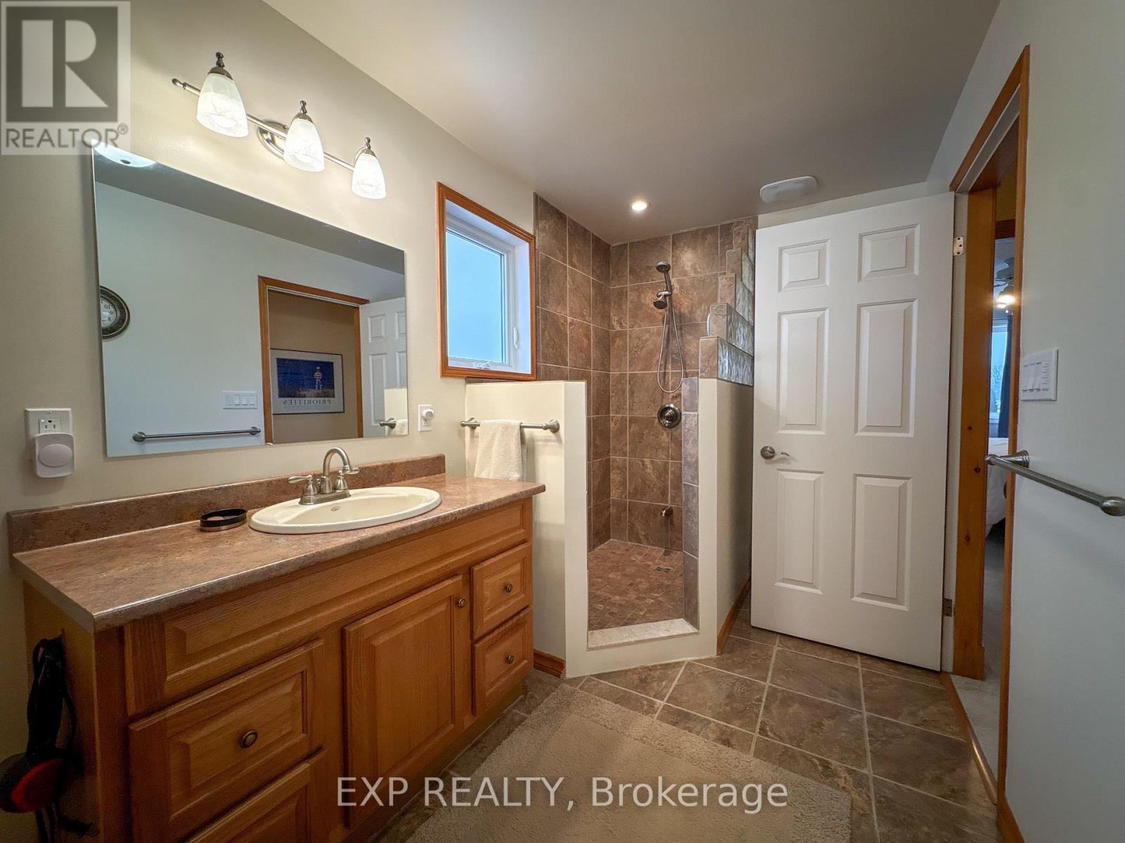 368 Mcandrew Avenue, Renfrew, Ontario  K7V 3X5 - Photo 19 - X12929316