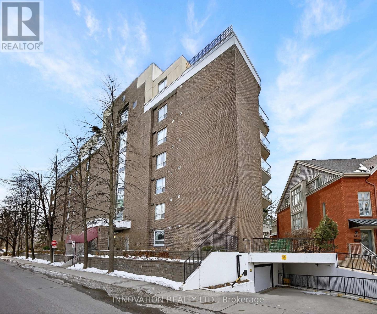204 - 30 Charlevoix Street, Ottawa, Ontario  K1L 8K5 - Photo 2 - X12929250