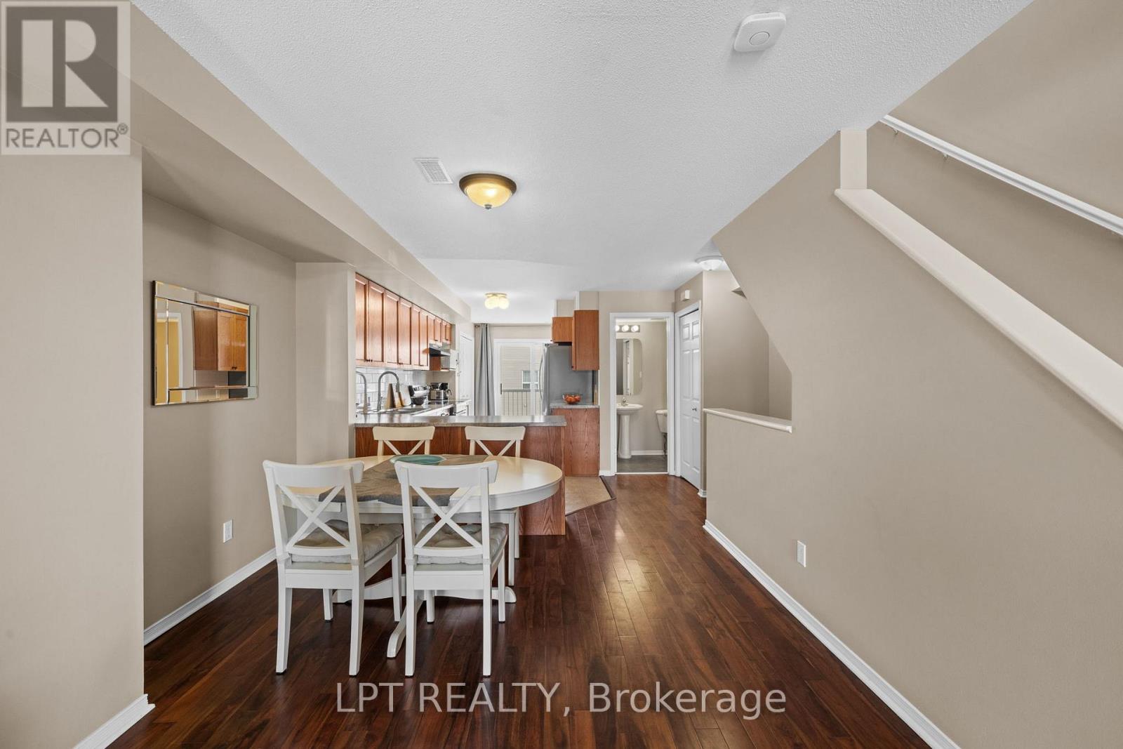 . - 902 Longfields Drive, Ottawa, Ontario  K2J 5K6 - Photo 21 - X12929356