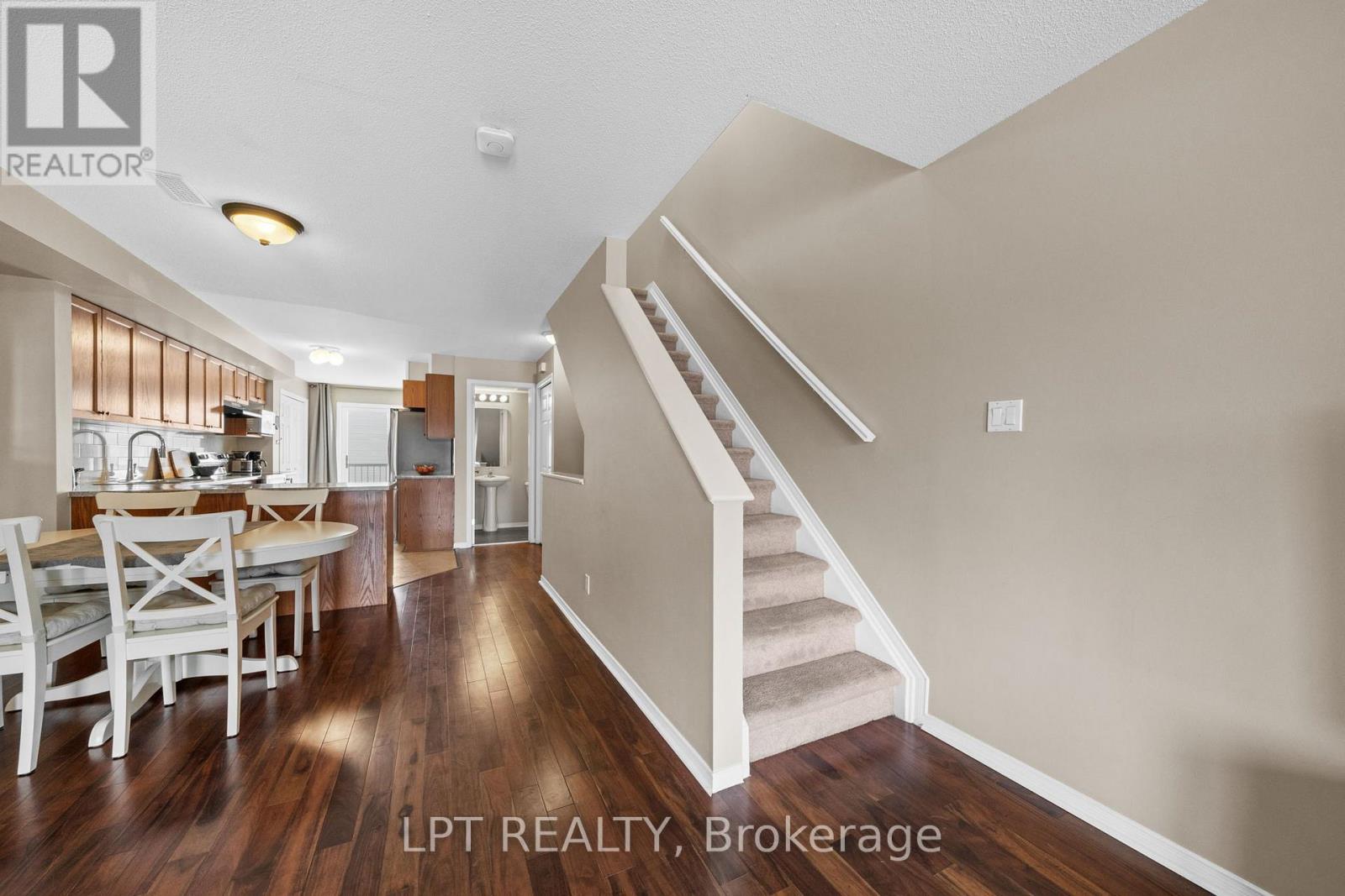 . - 902 Longfields Drive, Ottawa, Ontario  K2J 5K6 - Photo 26 - X12929356