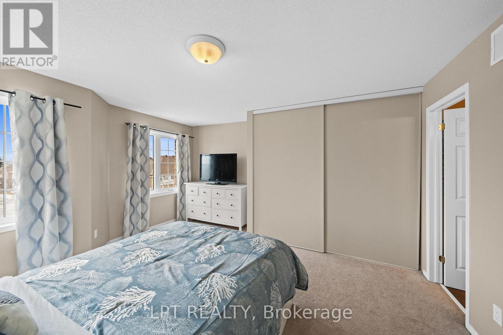 . - 902 Longfields Drive, Ottawa, Ontario  K2J 5K6 - Photo 32 - X12929356