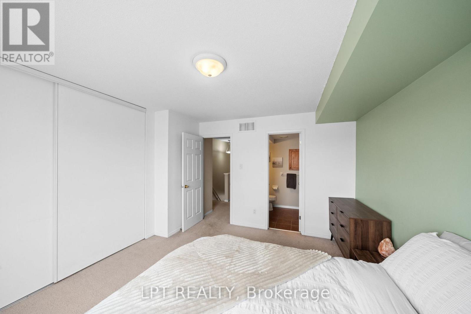 . - 902 Longfields Drive, Ottawa, Ontario  K2J 5K6 - Photo 35 - X12929356