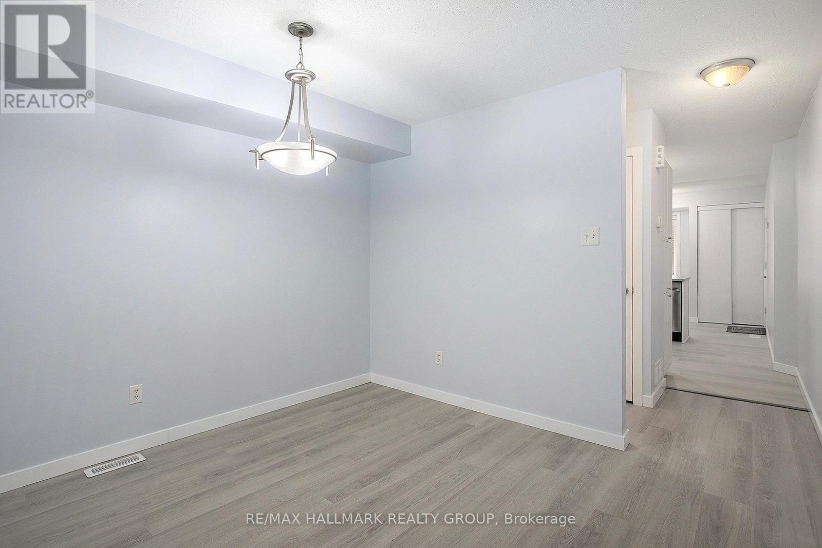 281 Aquaview Drive, Ottawa, Ontario  K4A 0B6 - Photo 7 - X12929380