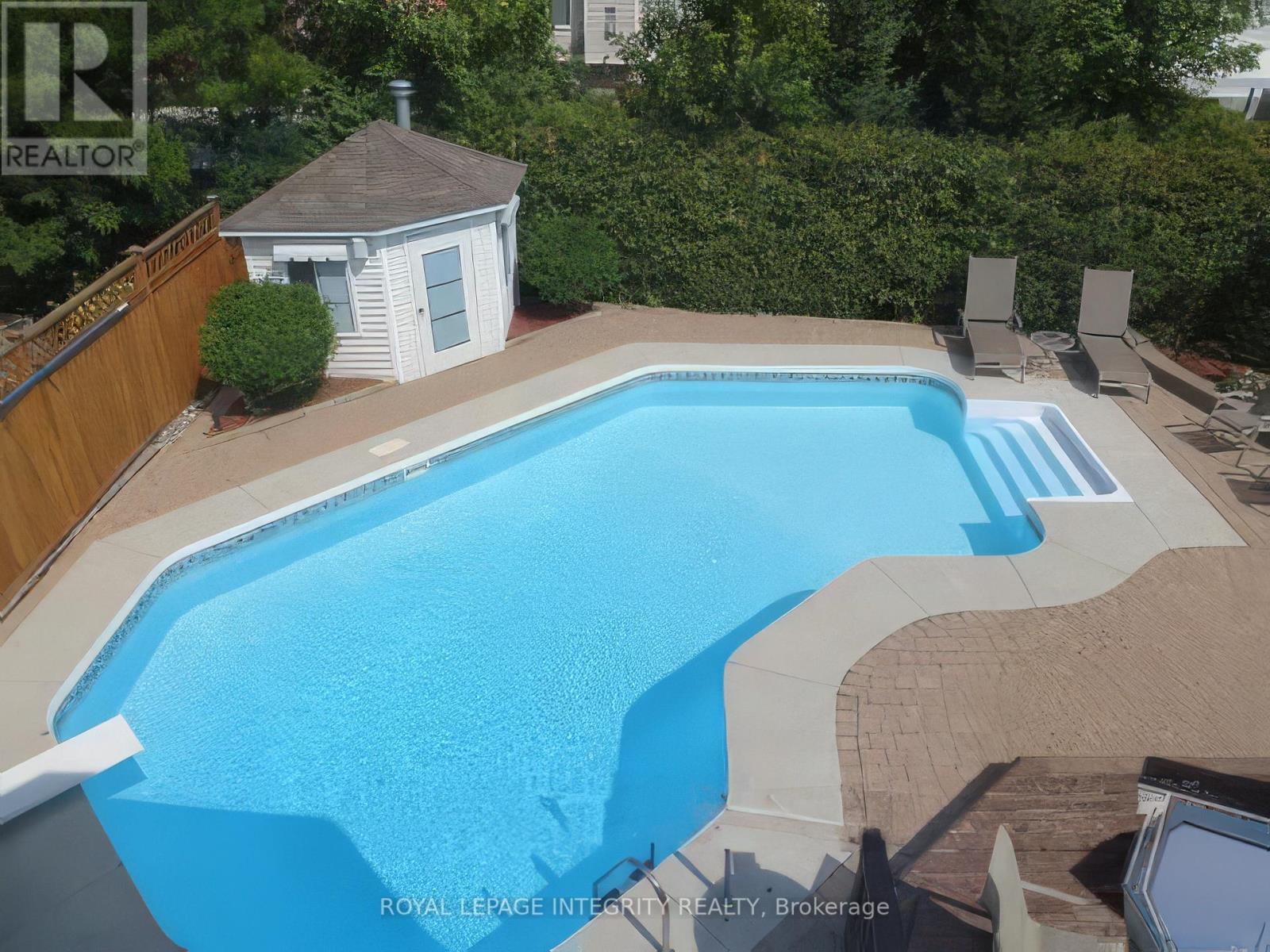 20 Farmfield Crescent, Ottawa, Ontario  K2M 2S9 - Photo 47 - X12929416