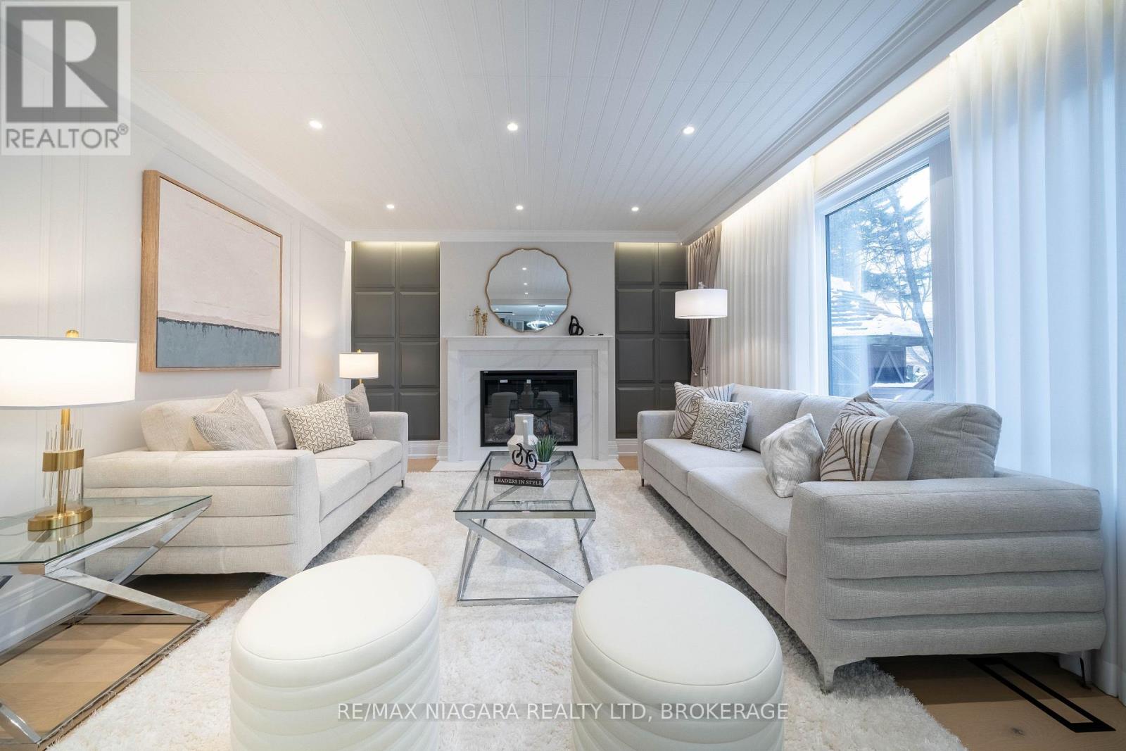 18 Mountbatten Road, Toronto, Ontario  M9P 1Z2 - Photo 20 - W12929252