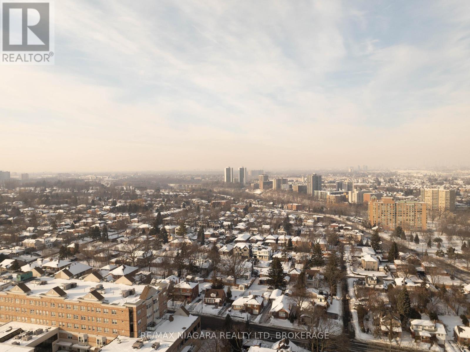 18 Mountbatten Road, Toronto, Ontario  M9P 1Z2 - Photo 50 - W12929252