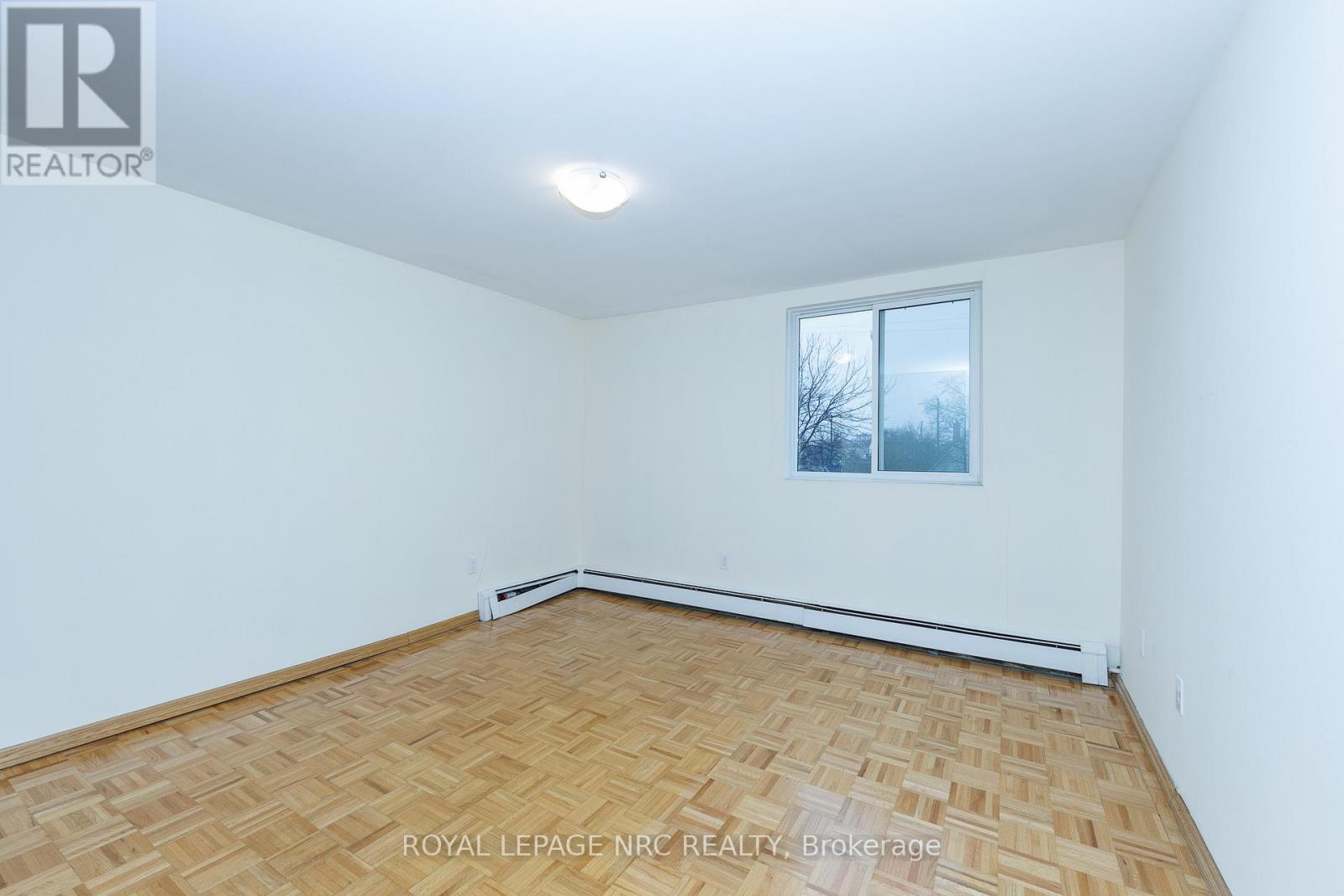 209 - 264 Grantham Avenue, St. Catharines, Ontario  L2M 5B5 - Photo 14 - X12929234