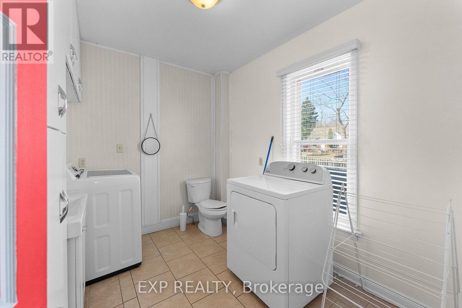 5958 Summer Street, Niagara Falls, Ontario  L2G 1M3 - Photo 22 - X12929338