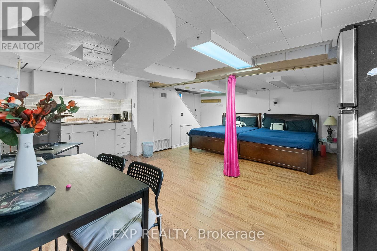 5958 Summer Street, Niagara Falls, Ontario  L2G 1M3 - Photo 26 - X12929338