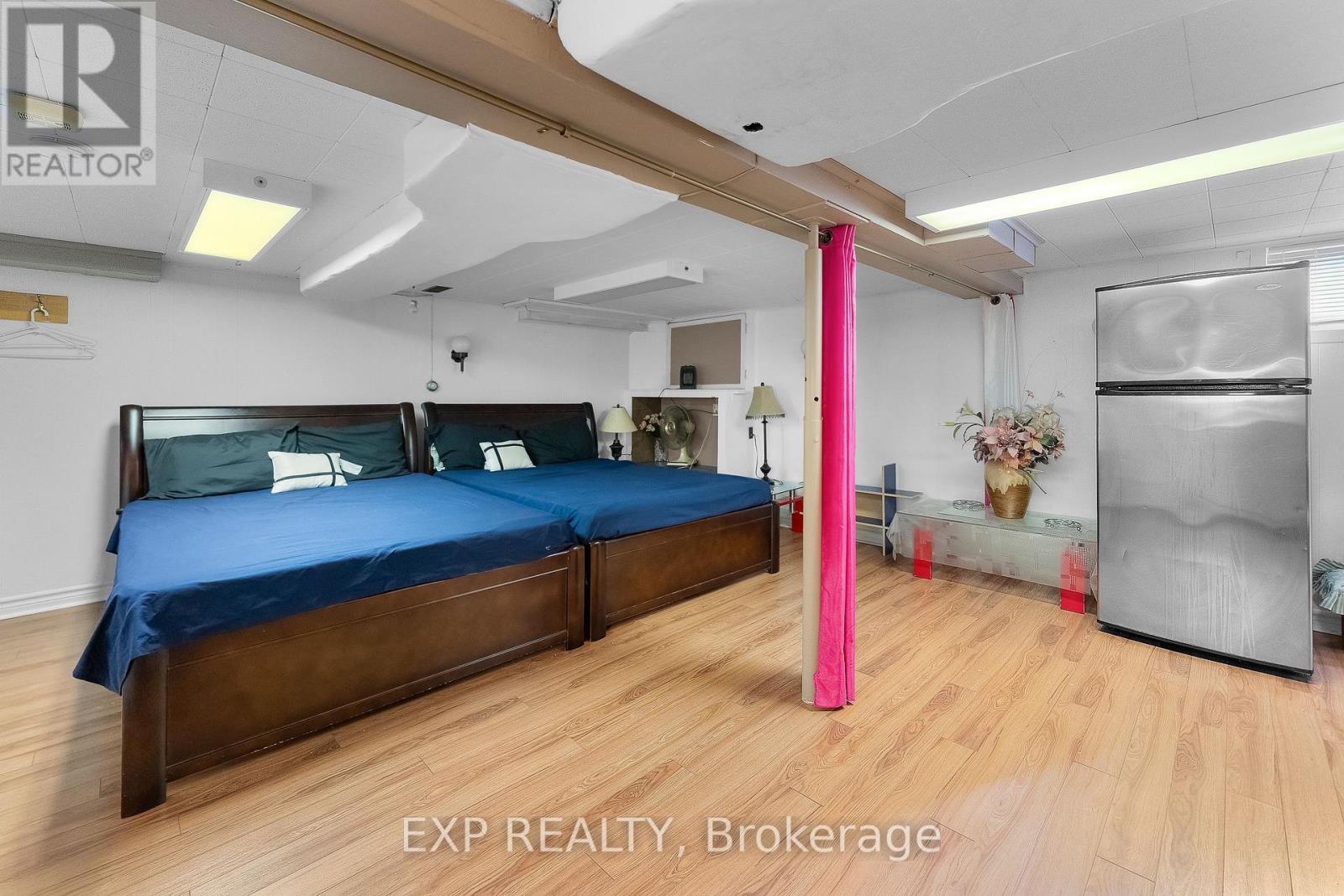 5958 Summer Street, Niagara Falls, Ontario  L2G 1M3 - Photo 28 - X12929338