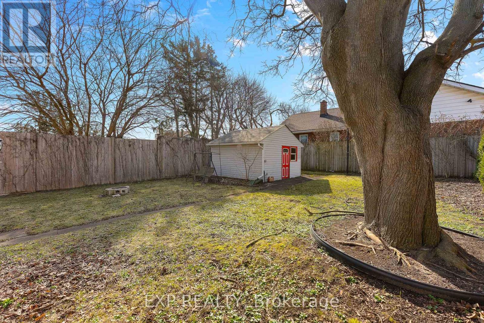 5958 Summer Street, Niagara Falls, Ontario  L2G 1M3 - Photo 32 - X12929338