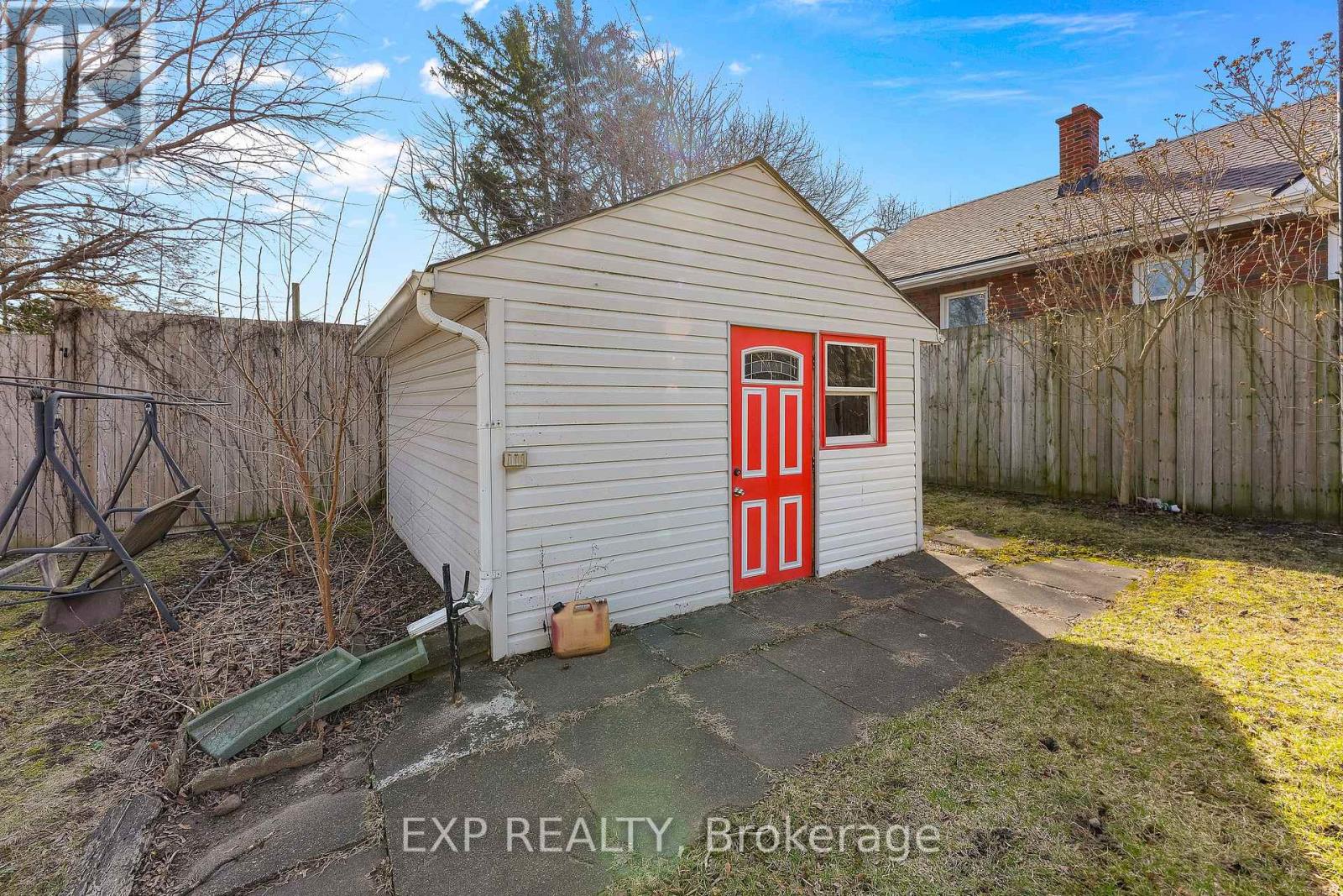 5958 Summer Street, Niagara Falls, Ontario  L2G 1M3 - Photo 33 - X12929338