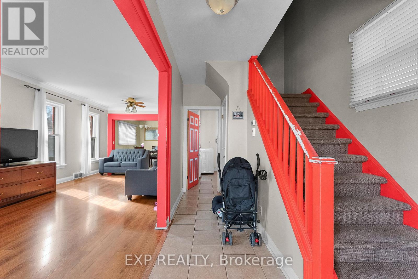 5958 Summer Street, Niagara Falls, Ontario  L2G 1M3 - Photo 6 - X12929338