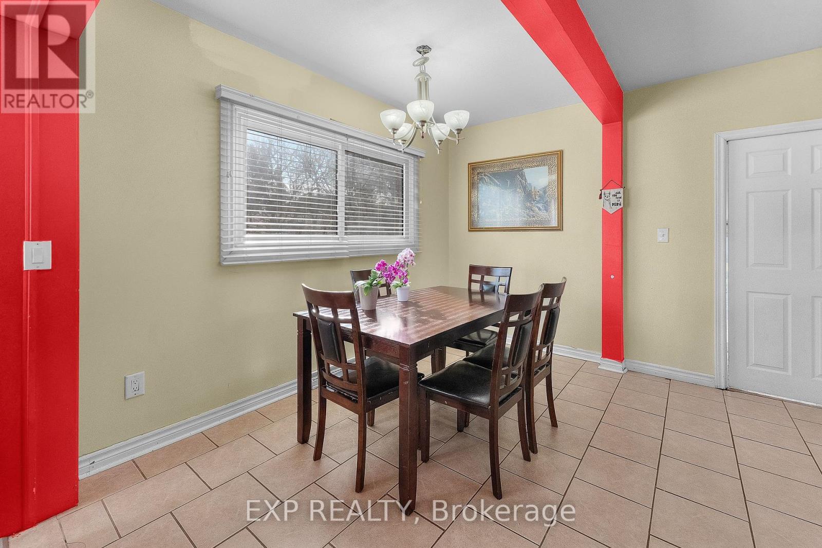 5958 Summer Street, Niagara Falls, Ontario  L2G 1M3 - Photo 9 - X12929338