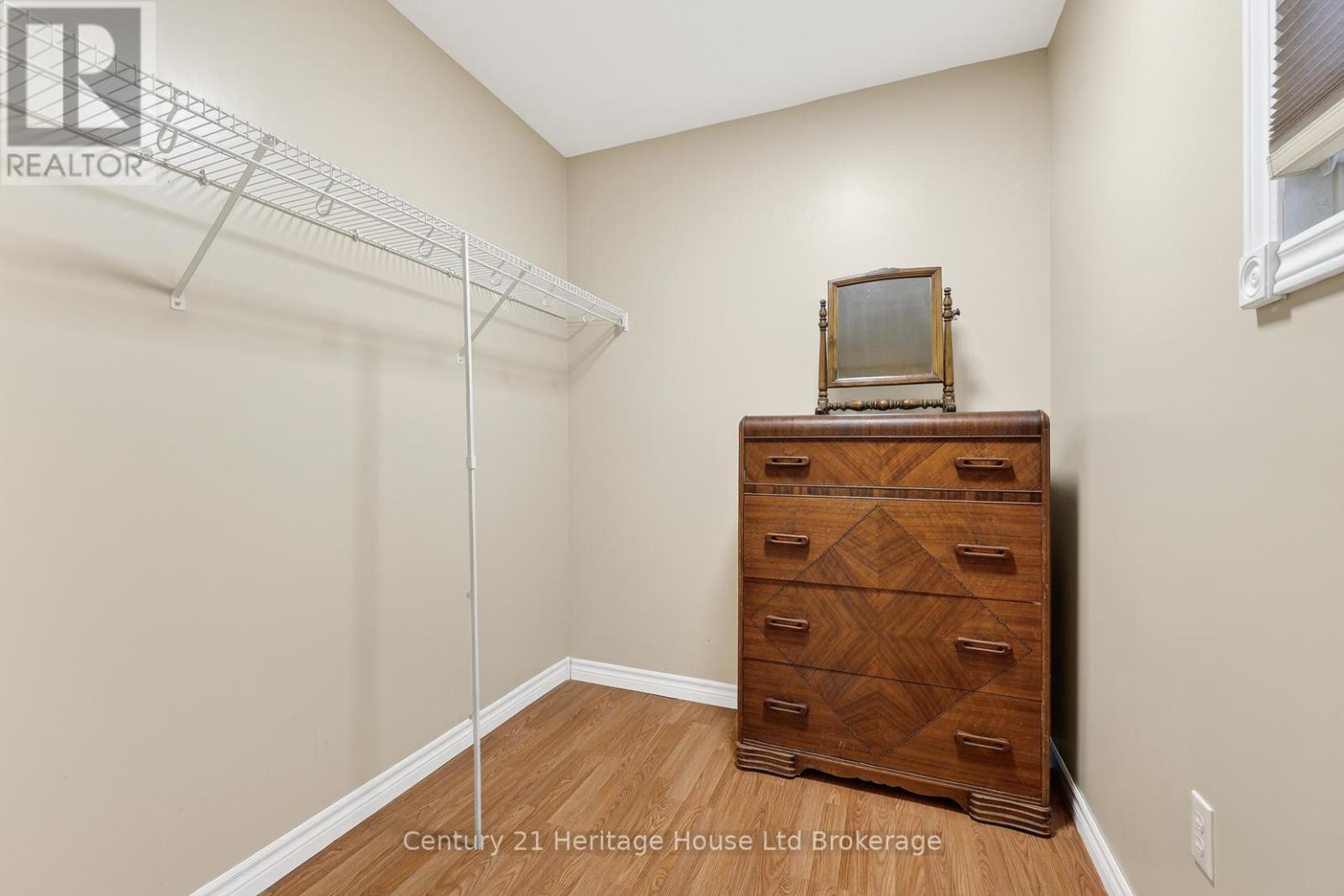 50 Wellington Avenue, Ingersoll, Ontario  N5C 1C3 - Photo 14 - X12929390