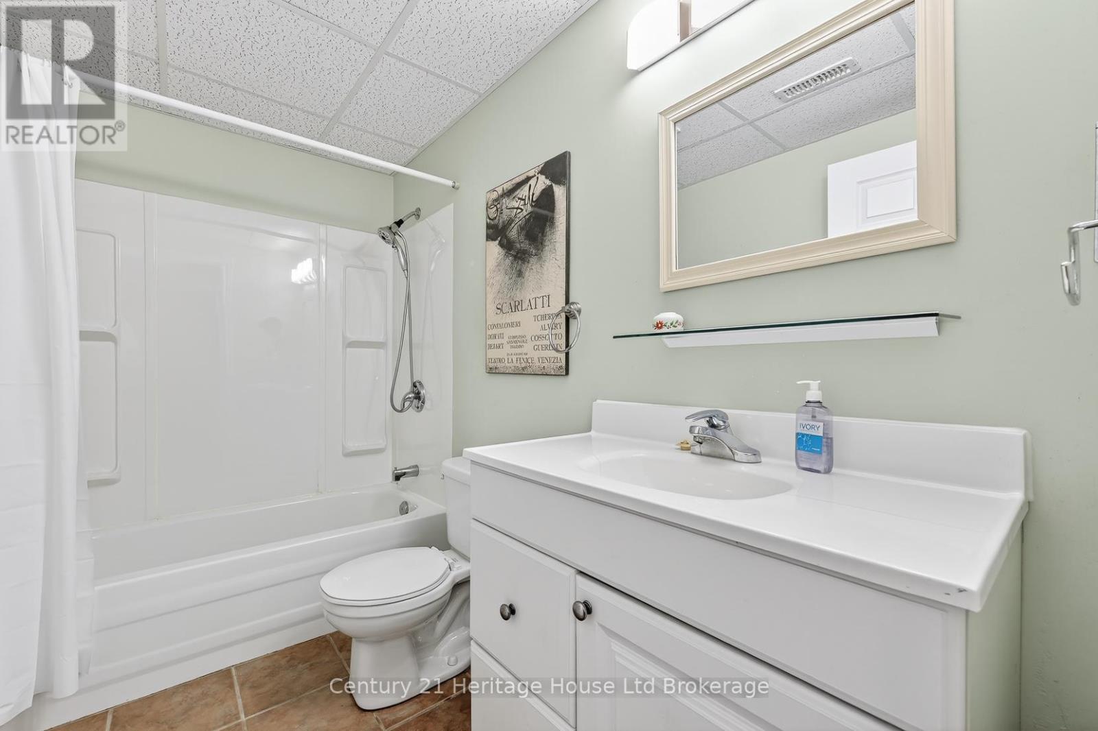 50 Wellington Avenue, Ingersoll, Ontario  N5C 1C3 - Photo 22 - X12929390