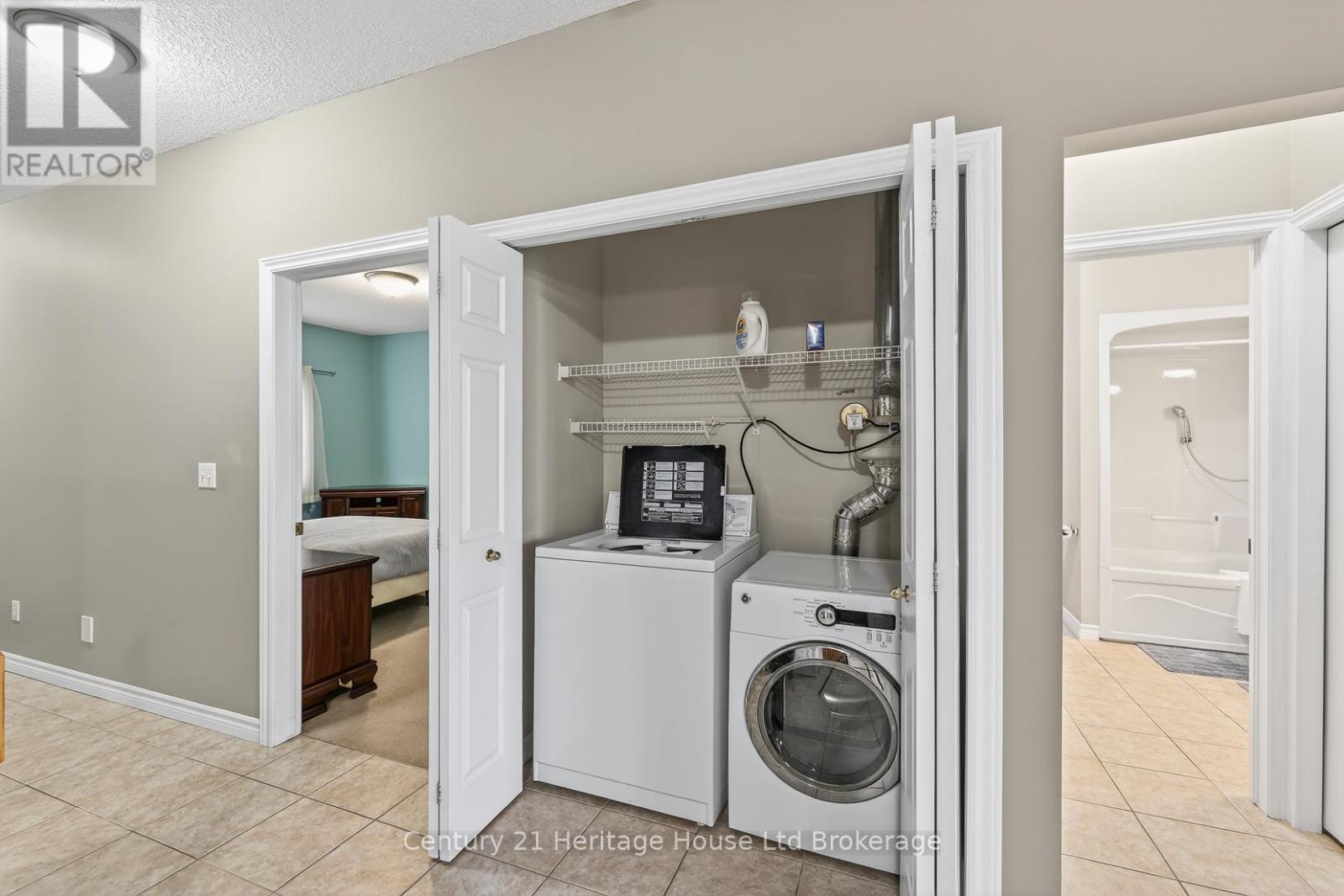 643 Southwood Way, Woodstock, Ontario  N4S 9A6 - Photo 14 - X12929392