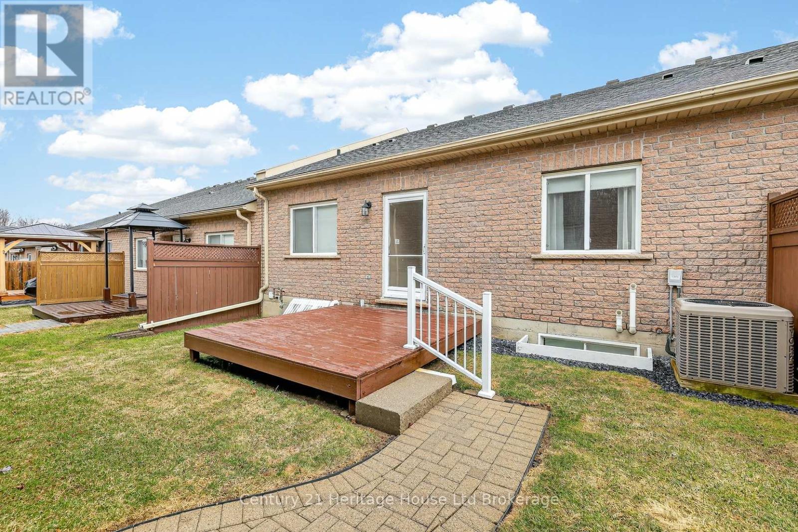 643 Southwood Way, Woodstock, Ontario  N4S 9A6 - Photo 27 - X12929392