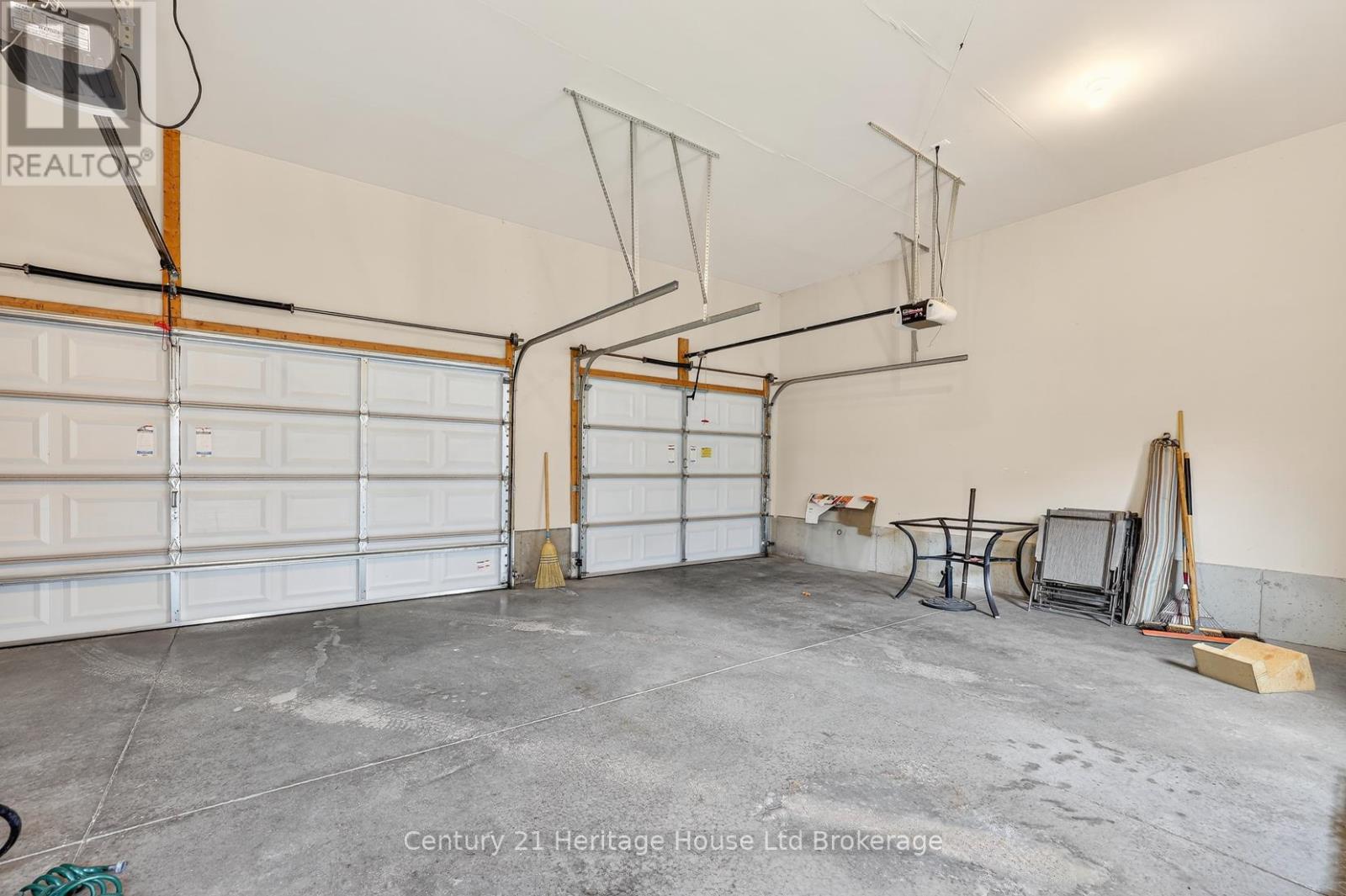 643 Southwood Way, Woodstock, Ontario  N4S 9A6 - Photo 29 - X12929392