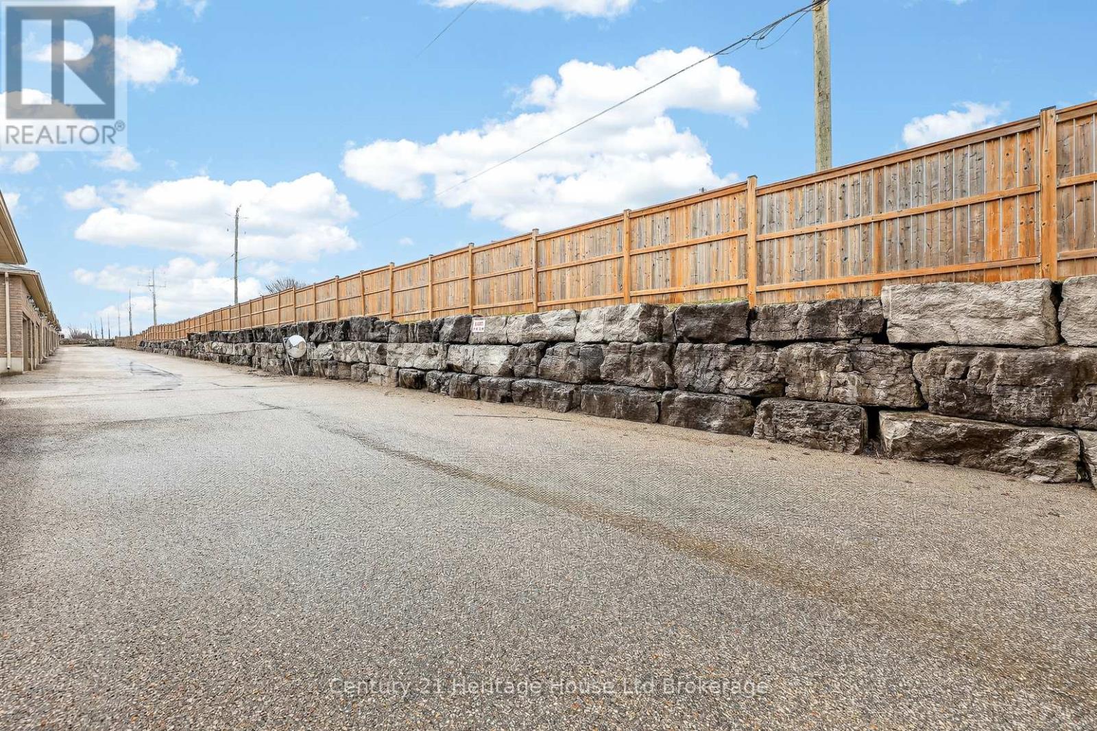 643 Southwood Way, Woodstock, Ontario  N4S 9A6 - Photo 31 - X12929392