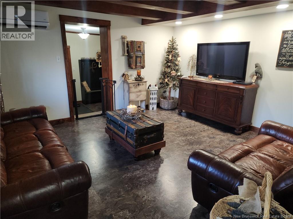 16032 Route 105, Dsl De Drummond/dsl Of Drummond, New Brunswick  E3Y 2H9 - Photo 17 - NB135844