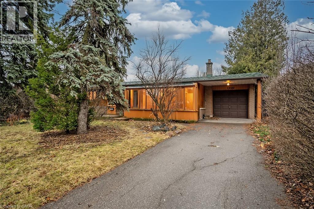 1322 Langdale Crescent, Oakville, Ontario  L6H 2K8 - Photo 2 - 40815316