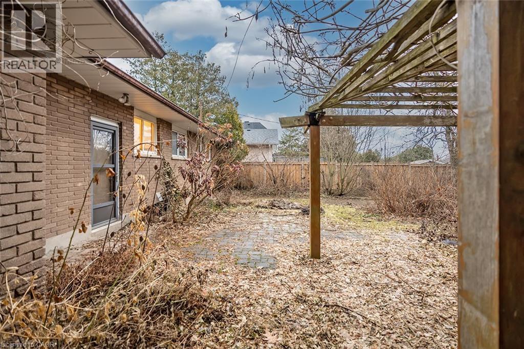 1322 Langdale Crescent, Oakville, Ontario  L6H 2K8 - Photo 29 - 40815316