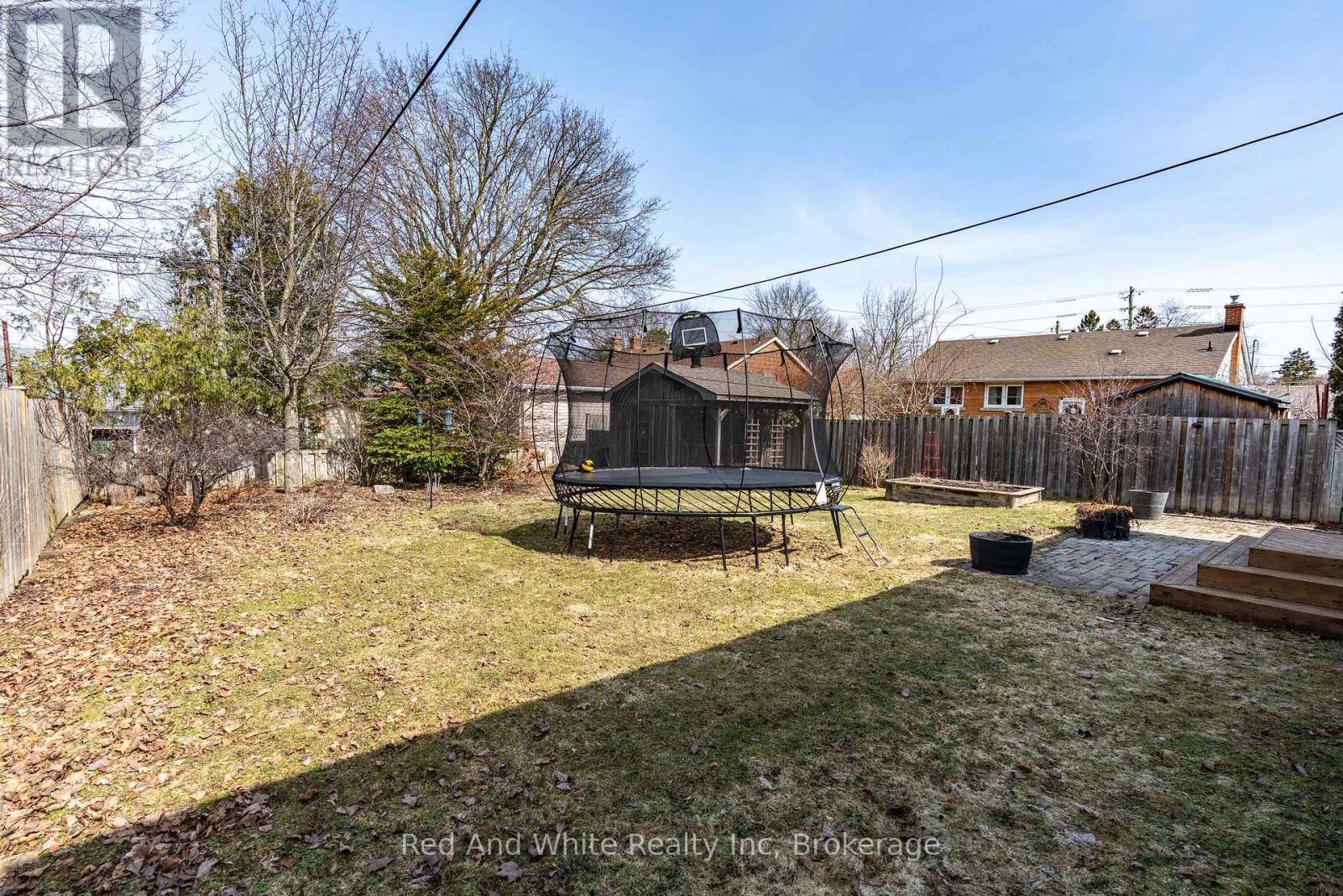 178 Bristol Street, Waterloo, Ontario  N2J 1H1 - Photo 38 - X12929450