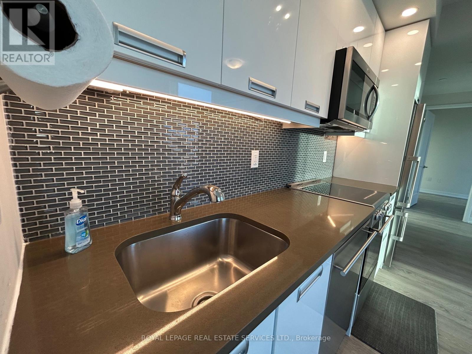 2801 - 99 John Street, Toronto (Waterfront Communities), Ontario  M5V 0S6 - Photo 11 - C12929302