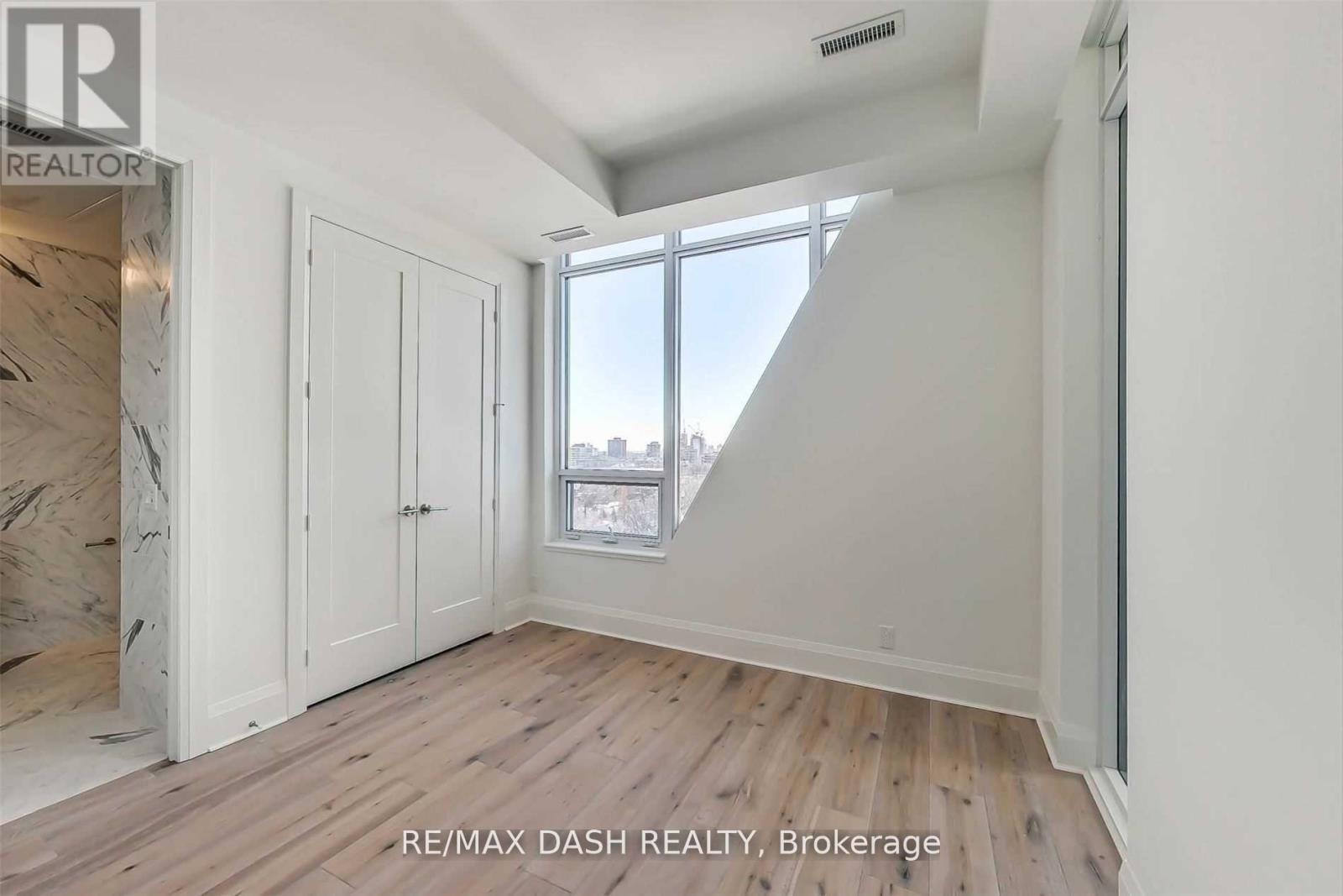 1001 - 151 Avenue Road, Toronto (Annex), Ontario  M5R 2H7 - Photo 14 - C12929378