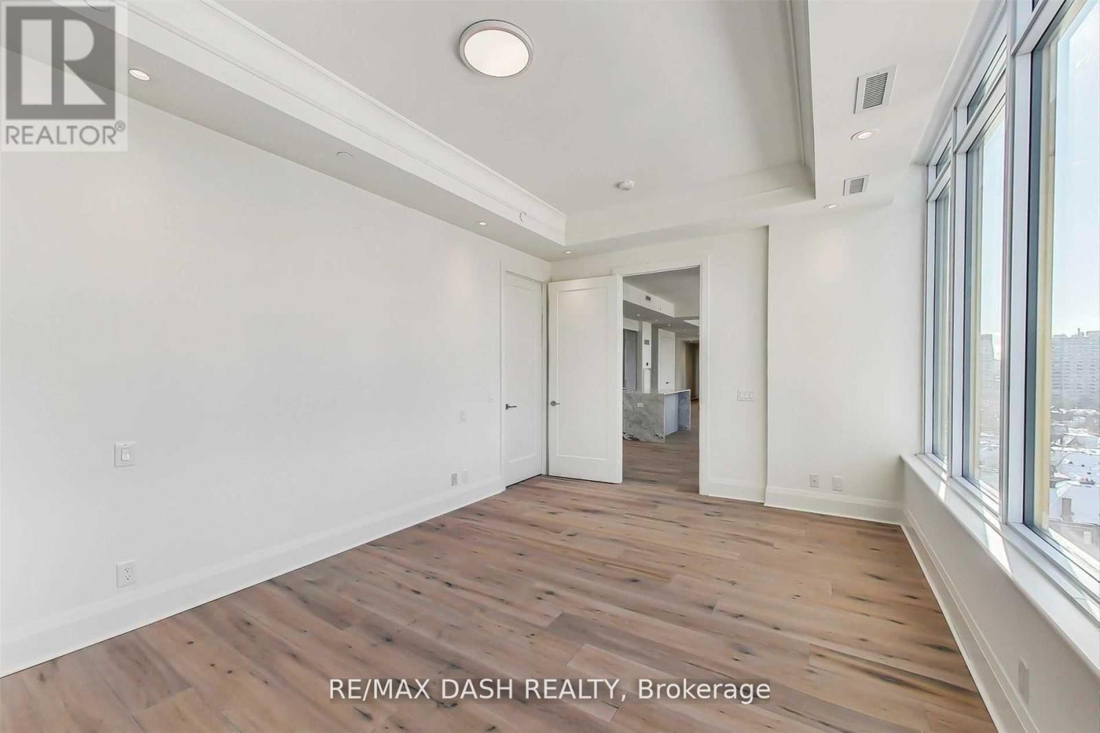 1001 - 151 Avenue Road, Toronto (Annex), Ontario  M5R 2H7 - Photo 18 - C12929378