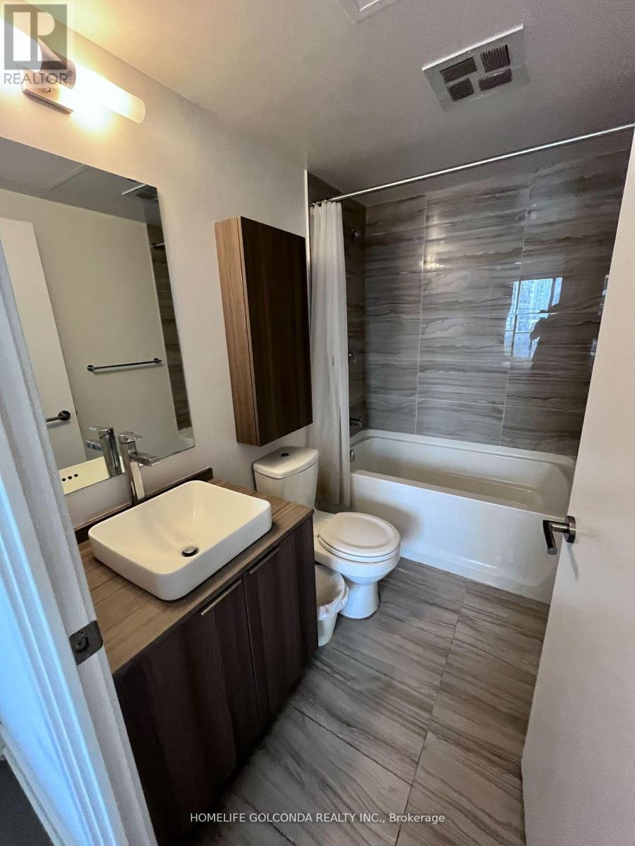 2408 - 11 Wellesley Street W, Toronto (Bay Street Corridor), Ontario  M4Y 0G4 - Photo 14 - C12929394