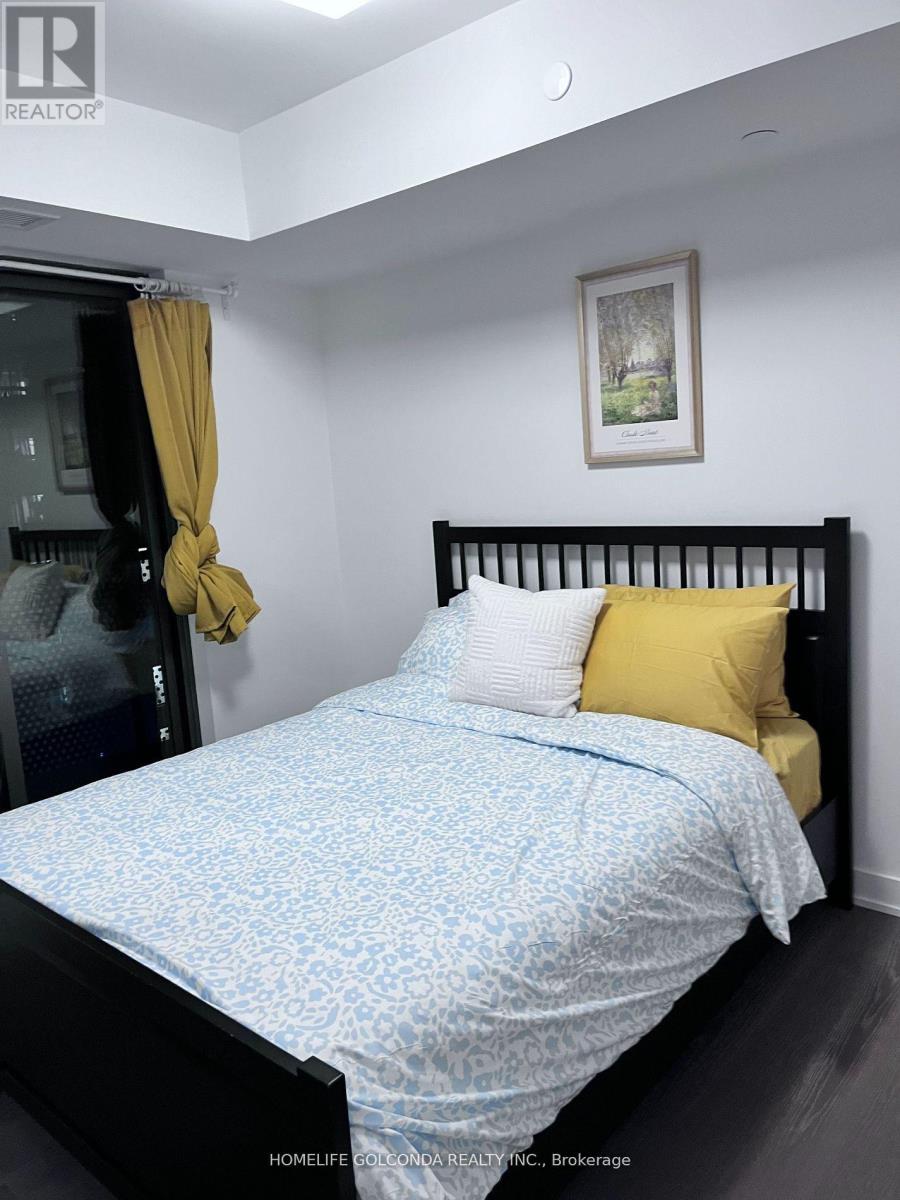 2408 - 11 Wellesley Street W, Toronto (Bay Street Corridor), Ontario  M4Y 0G4 - Photo 7 - C12929394