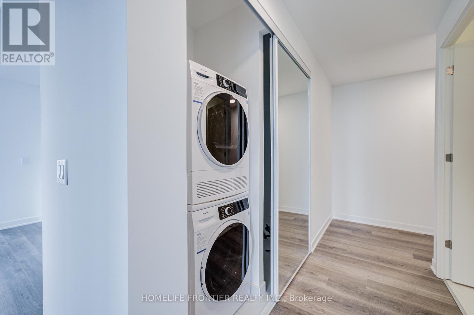 3806 - 180 Front Street E, Toronto, Ontario  M5A 0A9 - Photo 10 - C12929454