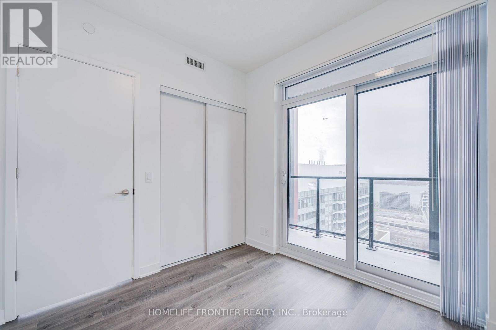3806 - 180 Front Street E, Toronto, Ontario  M5A 0A9 - Photo 28 - C12929454